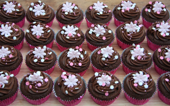 pink chocolate flower cupcakes