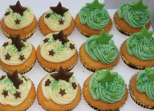  vanilla cupcakes star green