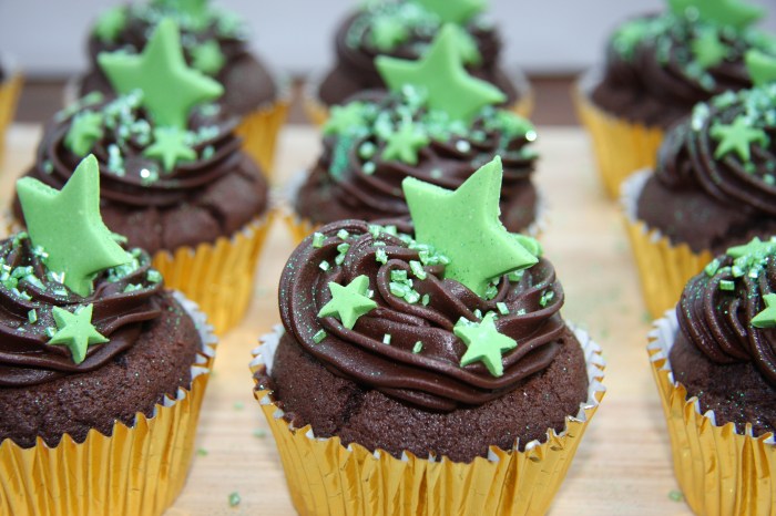 Chocolate cupcakes green stars