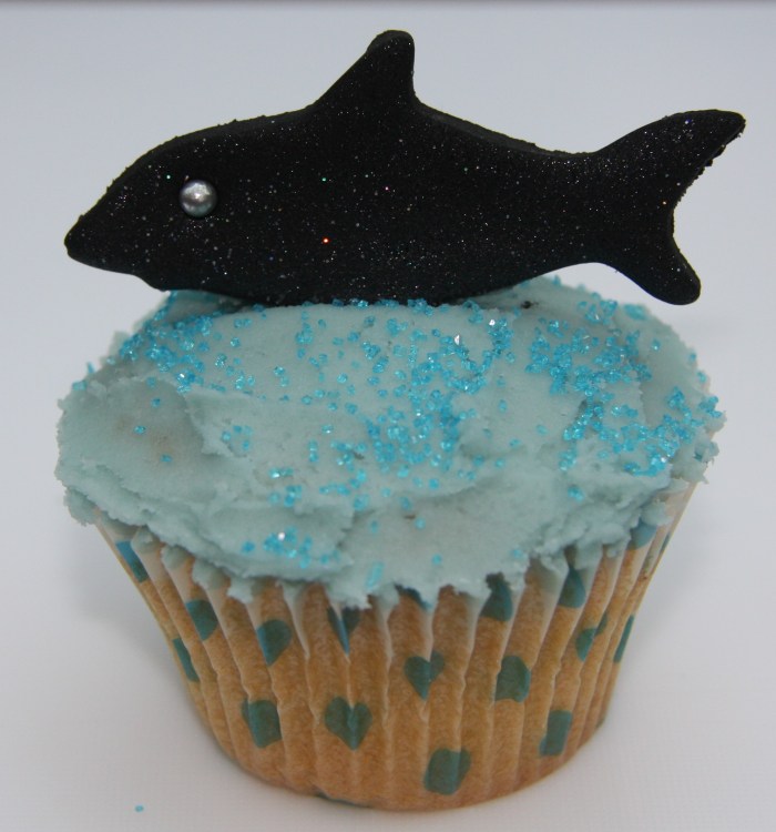 shark cupcake