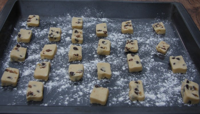 chocolate chip shortbread