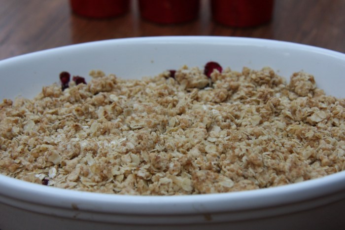 elderberry crumble