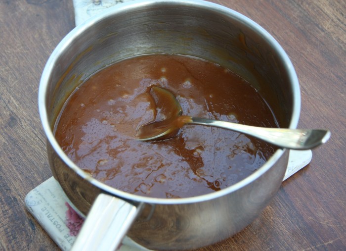 caramel sauce