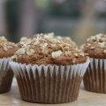 banana spelt muffins