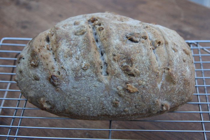 walnut sourdough