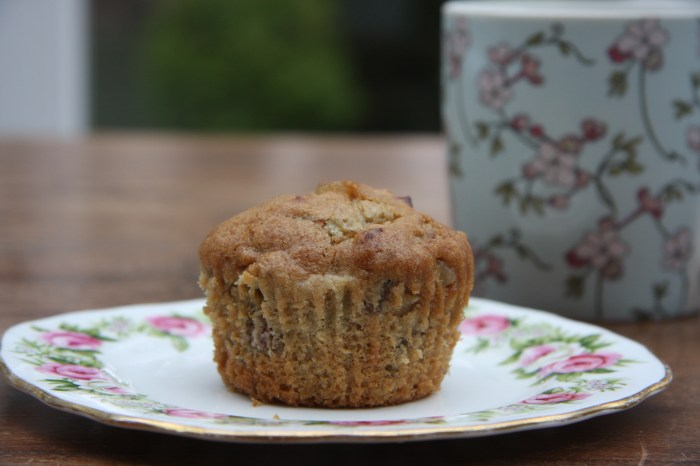 rhubarb muffins