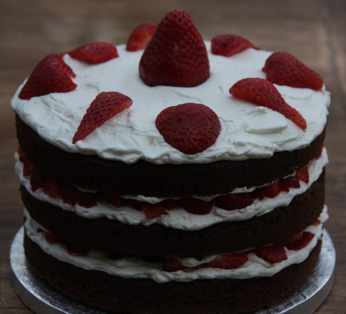 strawberry cake