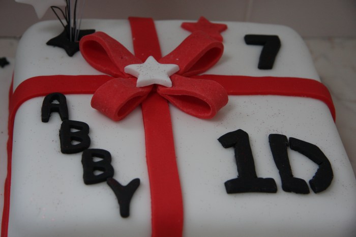 1D birthday cake