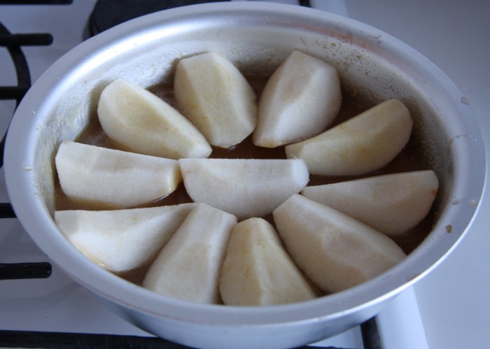 pear tarte tatin