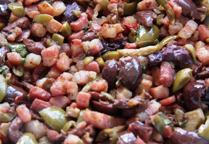 olive pancetta bread