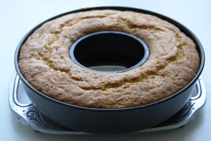 courgette pistachio cake