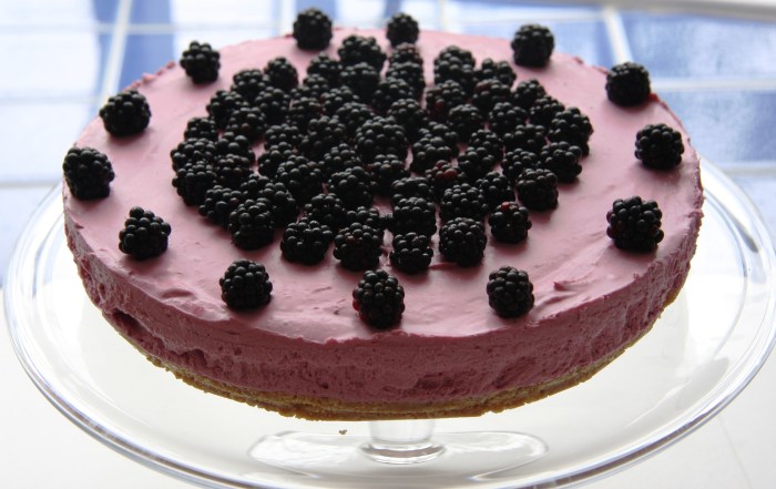 blackberry cheesecake