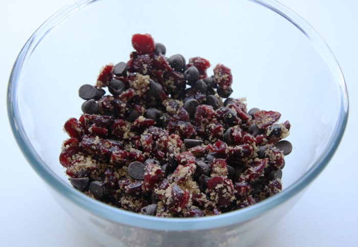 cranberry chocolate filling