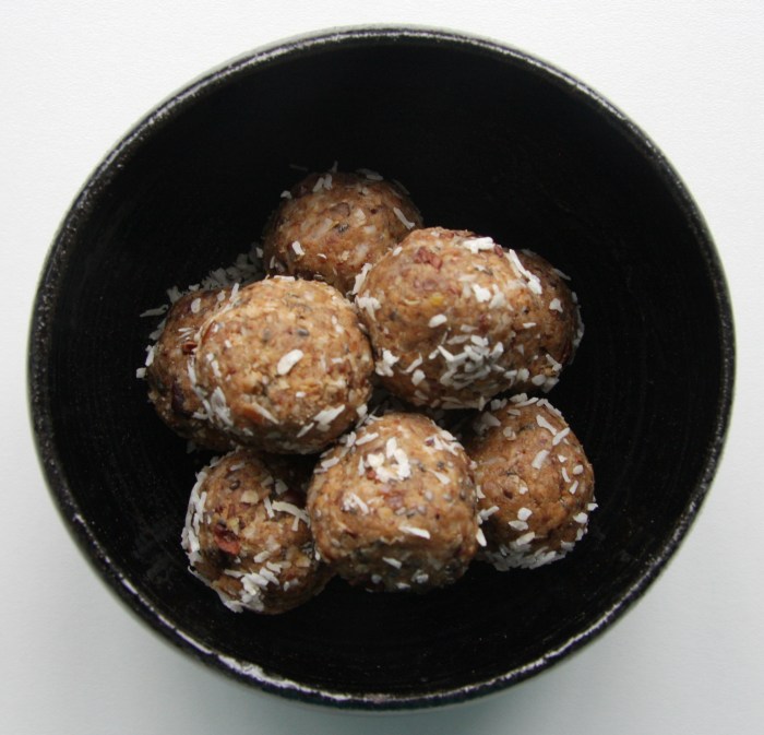 almond balls