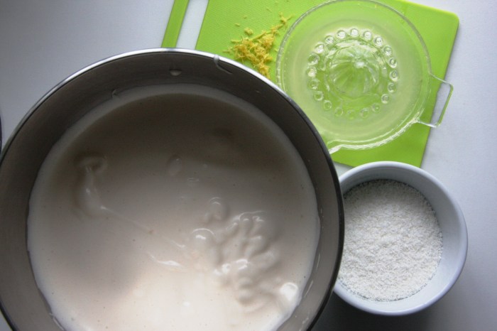 making coconut lemon roulade