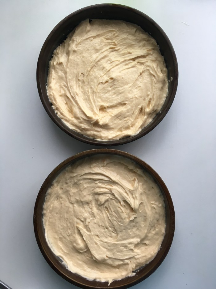 making victoria sponge