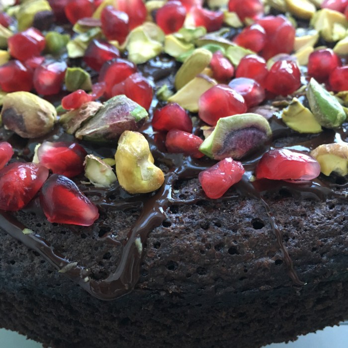 chocolate pistachio pomegranate cake