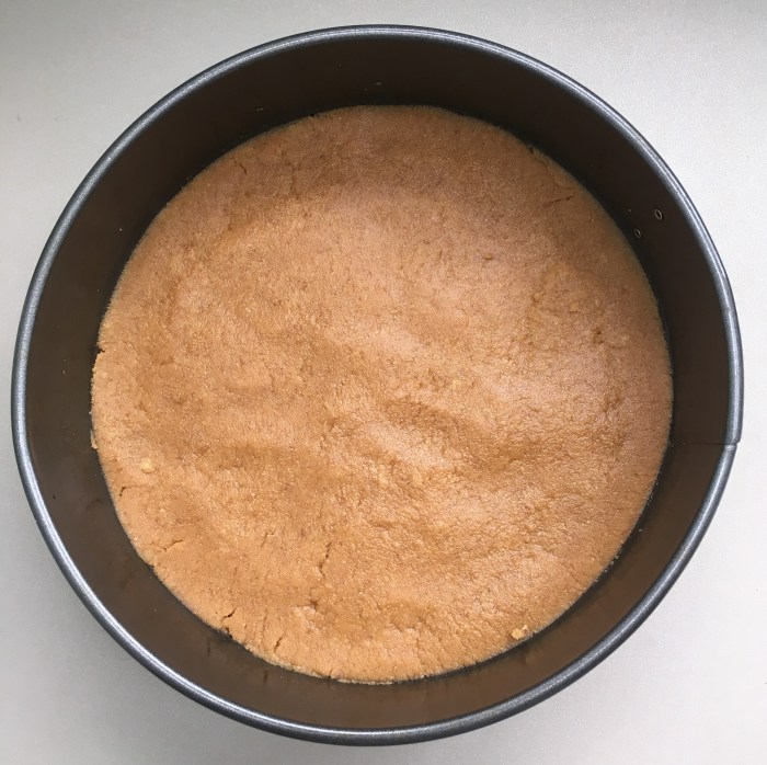 making cheesecake base