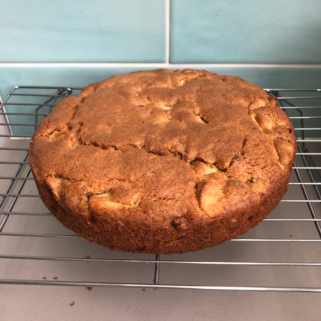 Apple pecan maple cake